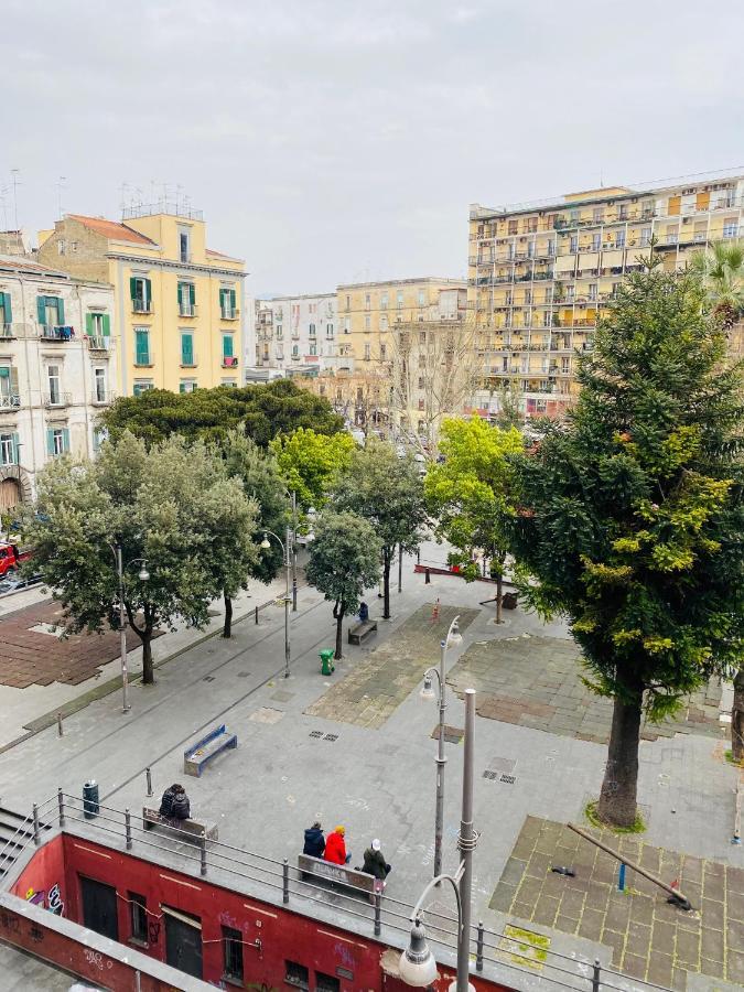 B&B Conte Cavour Наполи Екстериор снимка